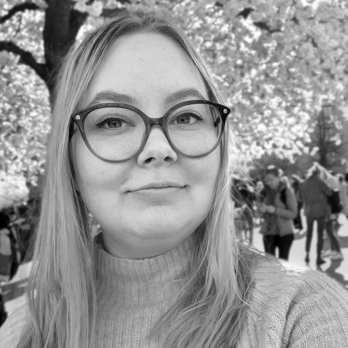20220421_164907_kvadrat Porträtt på Thelma Åberg